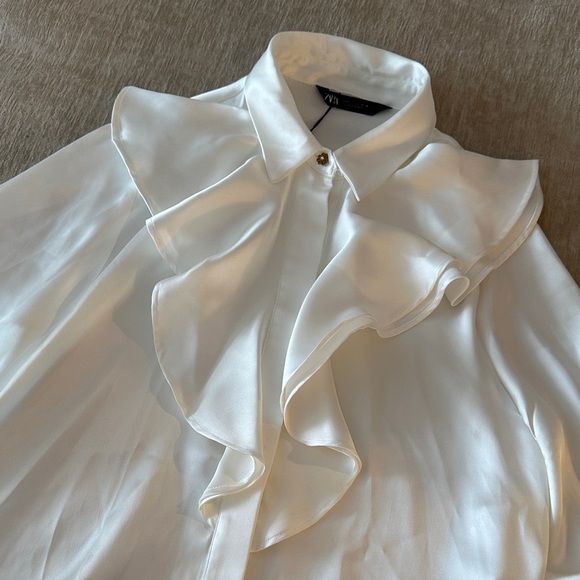 Zara White Ruffle Front Blouse - Picture 4 of 7